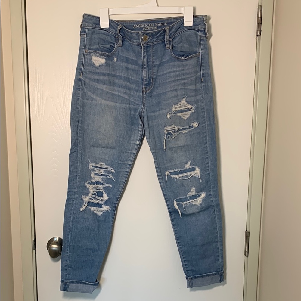 American Eagle Super Stretch Ripped Hi-Rise Jegging